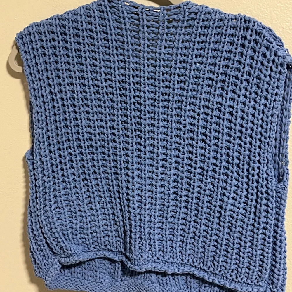 Zara Blue Knit Sweater Vest with Gold Buttons - Picture 3 of 5